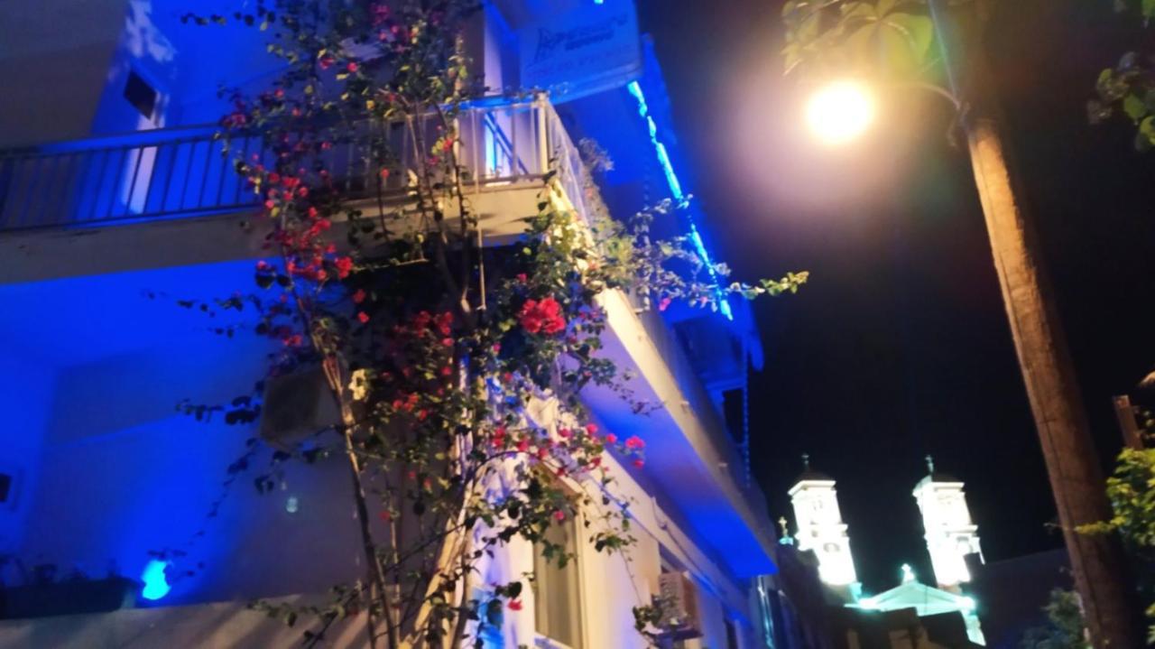 阿佩吉斯公寓式酒店 埃尔莫波利斯 外观 照片